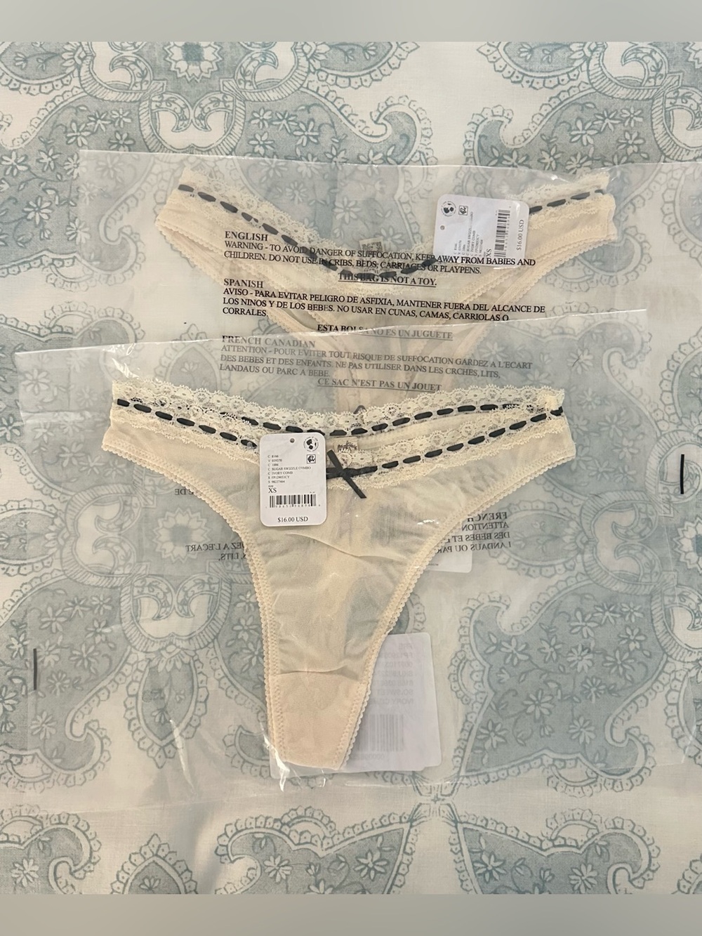 Free People So Sweet Thongs - 2 pairs - Picture 4 of 5